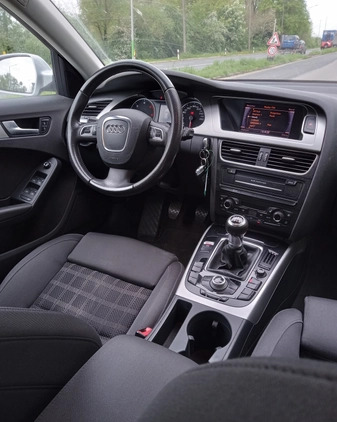 Audi A4 cena 37800 przebieg: 221000, rok produkcji 2011 z Legnica małe 37